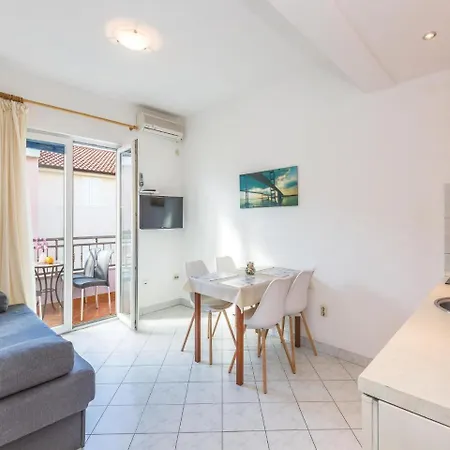 Apartment One-bedroom In *