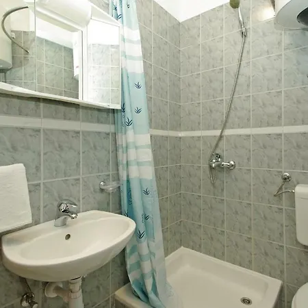 One-bedroom In Apartment
